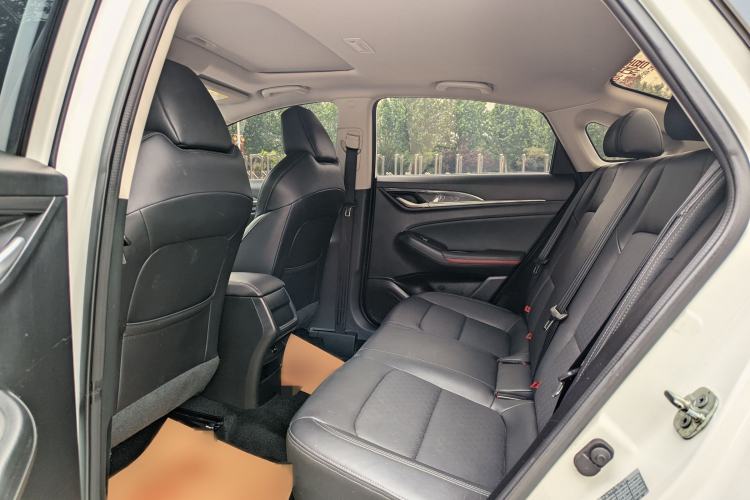 Used CHANGAN Eado 2020 PLUS 1.6L GDI Manual Luxury Model Interior 2