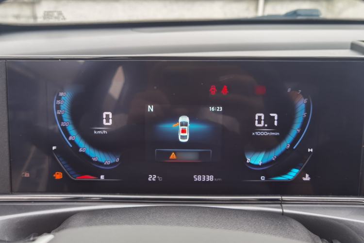 Used CHANGAN Eado 2020 PLUS 1.6L GDI Automatic Luxury Model Interior 2