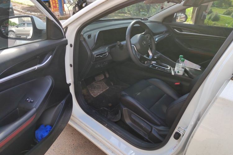 Used CHANGAN Eado 2020 PLUS Blue Whale NE 1.4T GDI DCT Prestige Model Interior 3