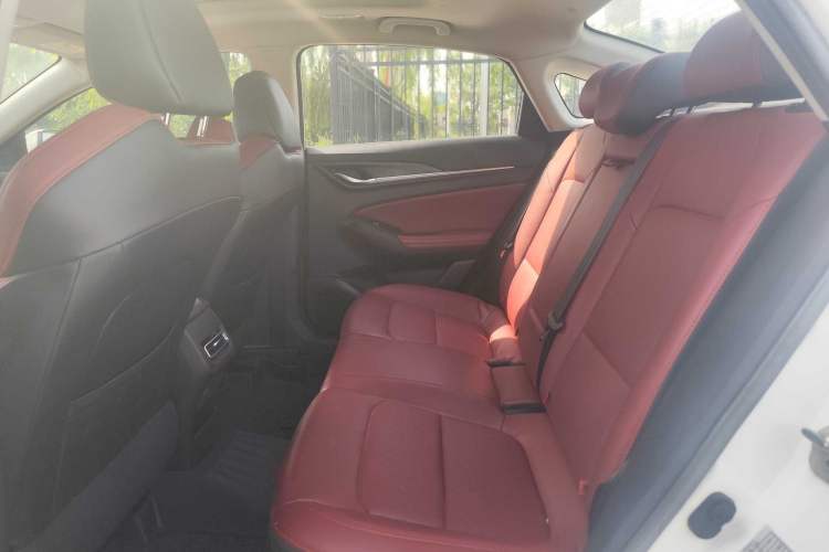 Used CHANGAN Eado 2020 PLUS Blue Whale NE 1.4T GDI DCT Flagship Model Interior 3
