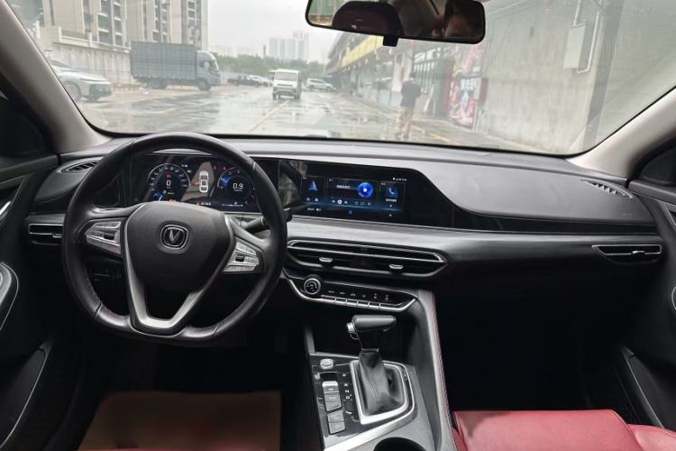 Used CHANGAN Eado 2020 PLUS Blue Whale NE 1.4T GDI DCT Flagship Model Interior 3
