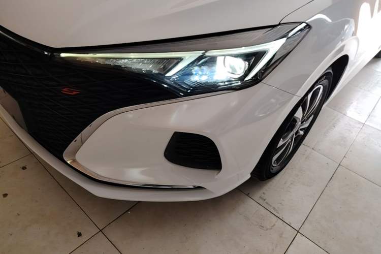 Used CHANGAN Eado 2020 PLUS Blue Whale NE 1.4T GDI DCT Prestige Model Left Front Headlight