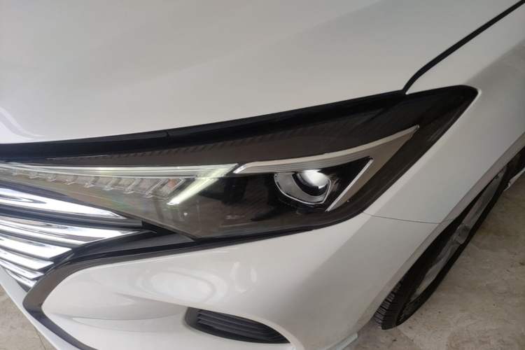 Used CHANGAN Eado 2020 PLUS 1.6L GDI Manual Elite Model Left Front Headlight
