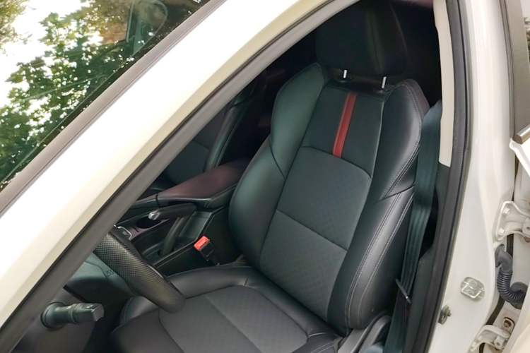 Used CHANGAN Eado 2020 PLUS 1.6L GDI Manual Luxury Model Left Front Seat