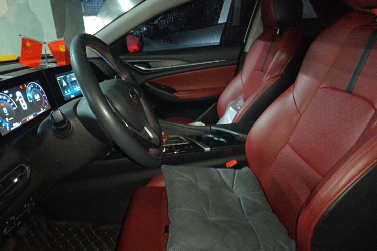 Used CHANGAN Eado 2020 PLUS Blue Whale NE 1.4T GDI DCT Flagship Model Left Front Seat
