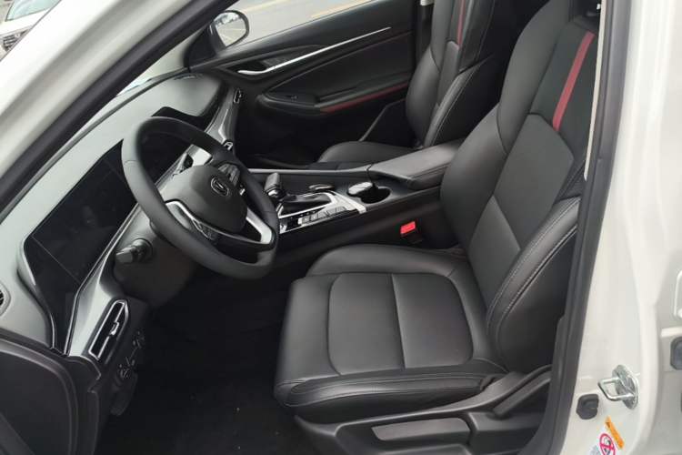 Used CHANGAN Eado 2020 PLUS Blue Whale NE 1.4T GDI DCT Prestige Model Left Front Seat