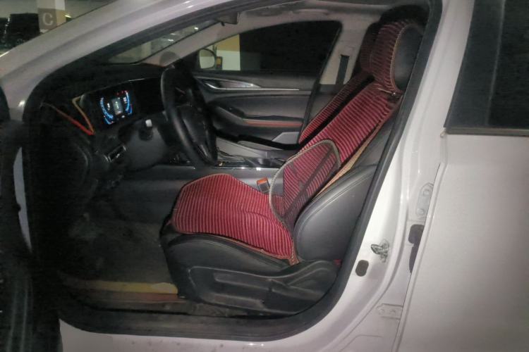 Used CHANGAN Eado 2020 PLUS 1.6L GDI Automatic Luxury Model Left Front Seat