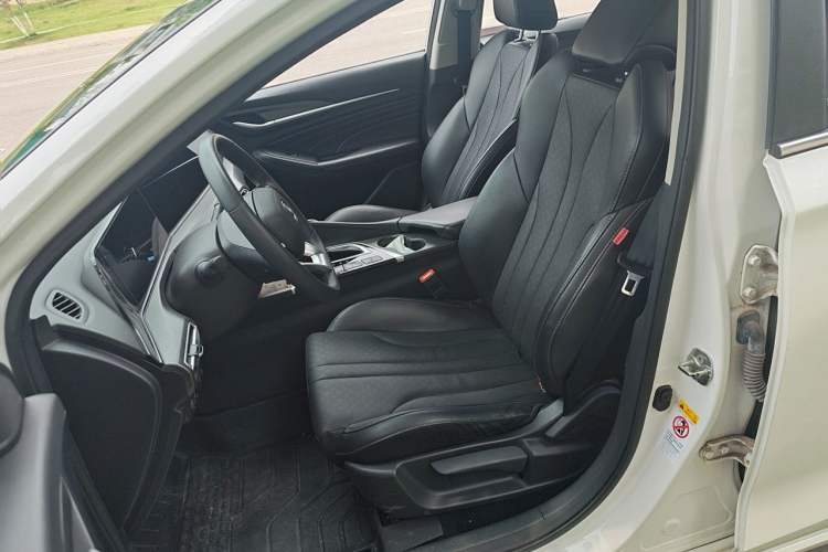 Used CHANGAN Eado 2020 PLUS Million Edition 1.6L GDI CVT Luxury Model Left Front Seat