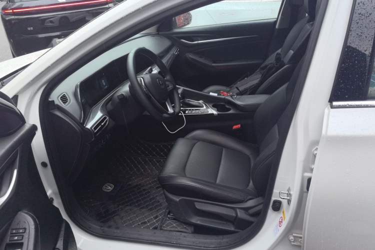 Used CHANGAN Eado 2020 PLUS Blue Whale NE 1.4T GDI DCT Prestige Model Left Front Seat