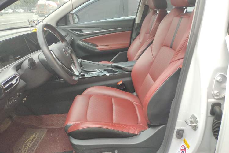 Used CHANGAN Eado 2020 PLUS Blue Whale NE 1.4T GDI DCT Flagship Model Left Front Seat