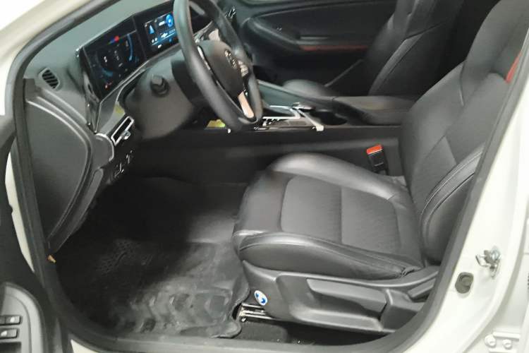 Used CHANGAN Eado 2020 PLUS 1.6L GDI Automatic Luxury Model Left Front Seat