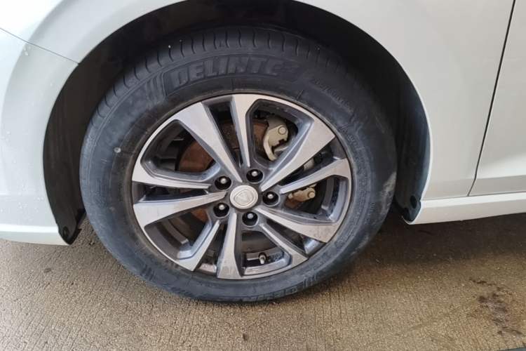 Used CHANGAN Eado 2020 PLUS Blue Whale NE 1.4T GDI DCT Prestige Model Left Front Wheel Hub