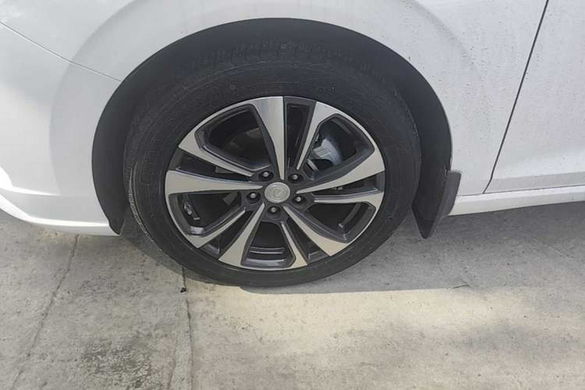 Used CHANGAN Eado 2020 PLUS Blue Whale NE 1.4T GDI DCT Flagship Model Left Front Wheel Hub