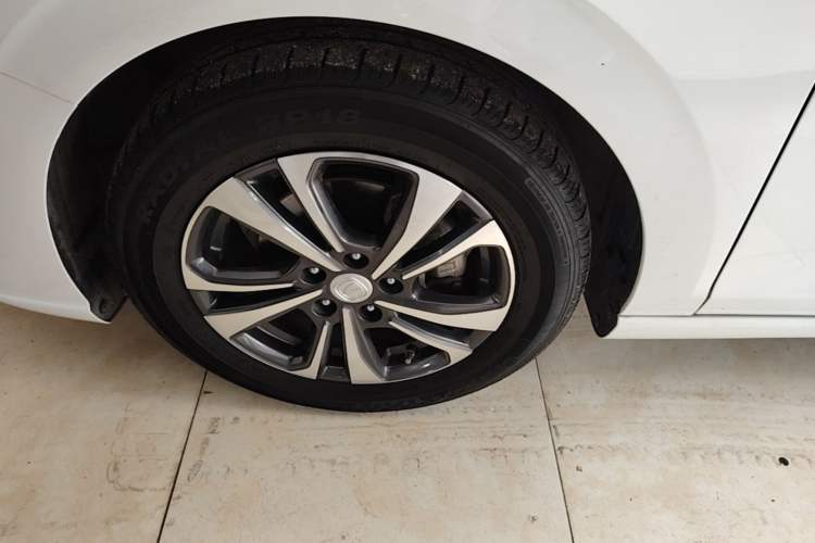 Used CHANGAN Eado 2020 PLUS Blue Whale NE 1.4T GDI DCT Prestige Model Left Front Wheel Hub