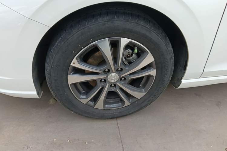 Used CHANGAN Eado 2020 PLUS Blue Whale NE 1.4T GDI DCT Prestige Model Left Front Wheel Hub