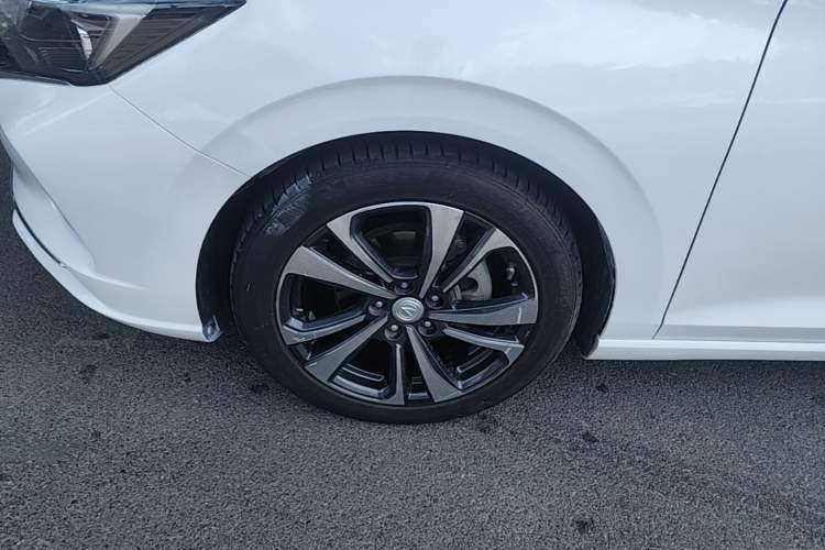Used CHANGAN Eado 2020 PLUS Blue Whale NE 1.4T GDI DCT Flagship Model Left Front Wheel Hub