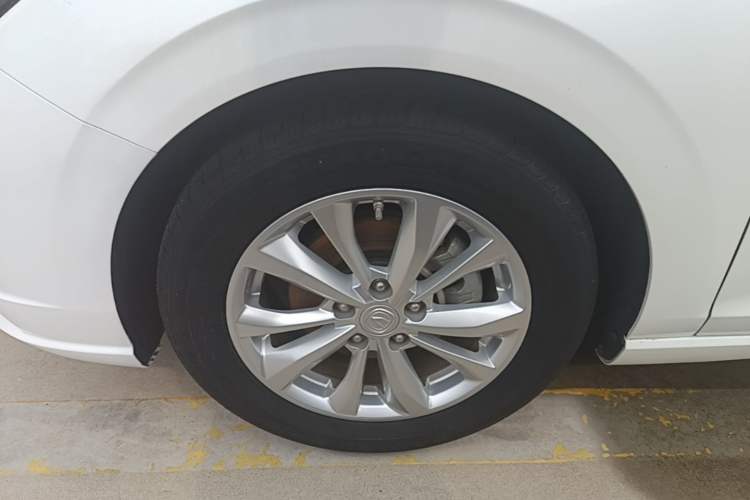 Used CHANGAN Eado 2020 PLUS Million Edition 1.6L GDI CVT Elite Model Left Front Wheel Hub