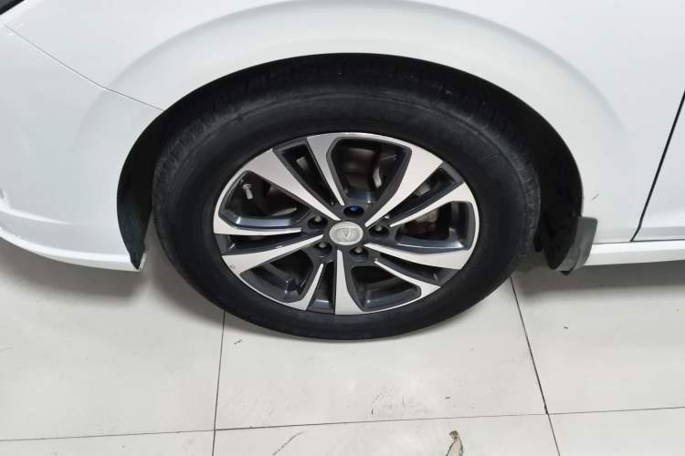 Used CHANGAN Eado 2020 PLUS 1.6L GDI Automatic Luxury Model Left Front Wheel Hub