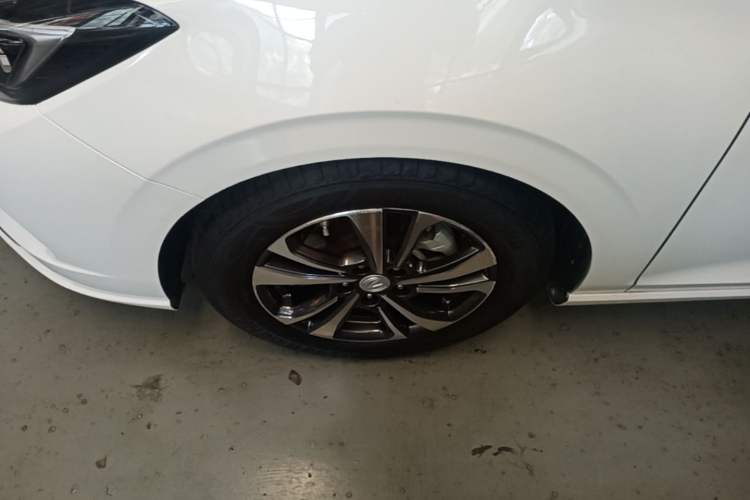 Used CHANGAN Eado 2020 PLUS Blue Whale NE 1.4T GDI DCT Prestige Model Left Front Wheel Hub