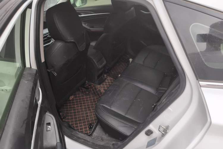 Used CHANGAN Eado 2020 PLUS 1.6L GDI Manual Luxury Model Left Rear Seat