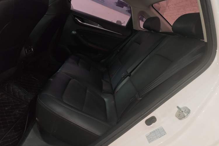 Used CHANGAN Eado 2020 PLUS Blue Whale NE 1.4T GDI DCT Prestige Model Left Rear Seat