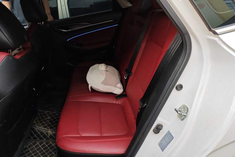 Used CHANGAN Eado 2020 PLUS Blue Whale NE 1.4T GDI DCT Flagship Model Left Rear Seat