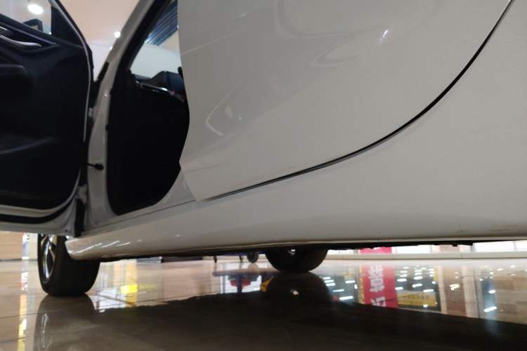 Used CHANGAN Eado 2020 PLUS Million Edition 1.6L GDI CVT Luxury Model Left Side Sill