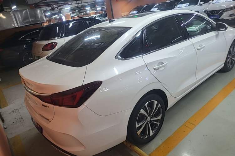 Used CHANGAN Eado 2020 PLUS Blue Whale NE 1.4T GDI DCT Flagship Model Rear Right 45 Deg