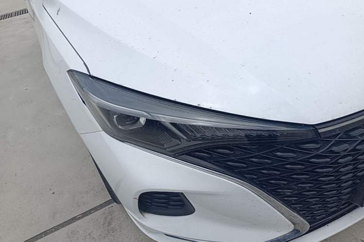 Used CHANGAN Eado 2020 PLUS Blue Whale NE 1.4T GDI DCT Flagship Model Right Front Headlight