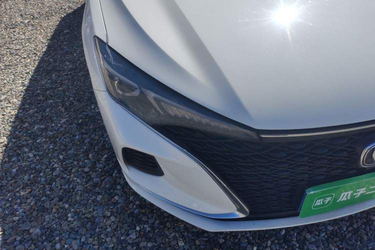 Used CHANGAN Eado 2020 PLUS Blue Whale NE 1.4T GDI DCT Prestige Model Right Front Headlight
