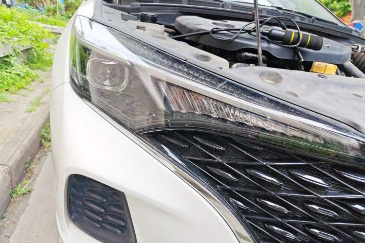 Used CHANGAN Eado 2020 PLUS Blue Whale NE 1.4T GDI DCT Prestige Model Right Front Headlight