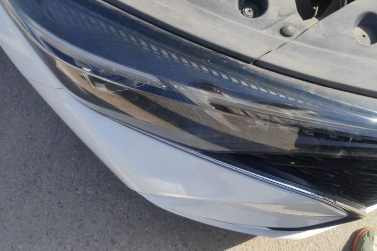 Used CHANGAN Eado 2020 PLUS Blue Whale NE 1.4T GDI DCT Prestige Model Right Front Headlight