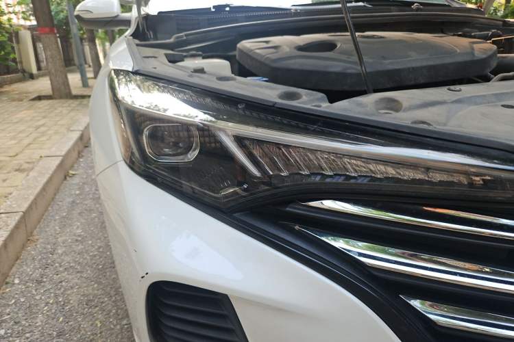 Used CHANGAN Eado 2020 PLUS 1.6L GDI Automatic Luxury Model Right Front Headlight