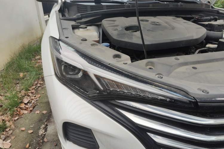Used CHANGAN Eado 2020 PLUS 1.6L GDI Manual Luxury Model Right Front Headlight