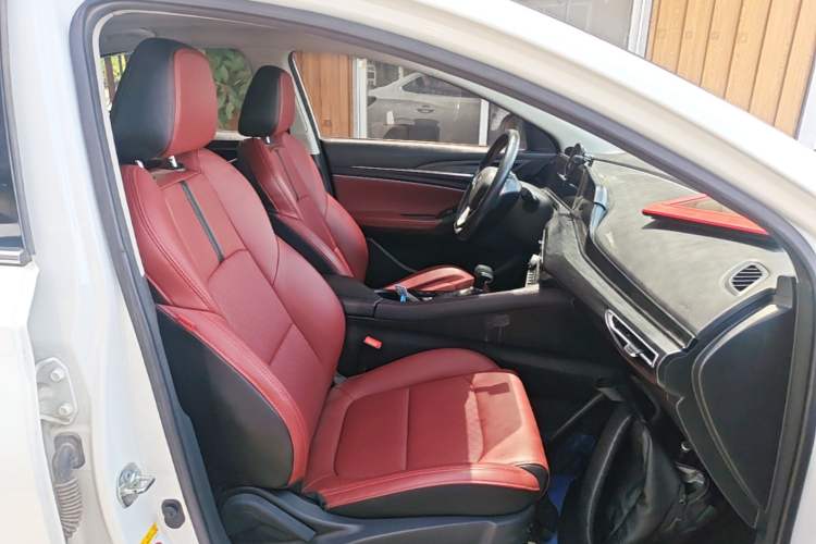 Used CHANGAN Eado 2020 PLUS Blue Whale NE 1.4T GDI DCT Flagship Model Right Front Seat
