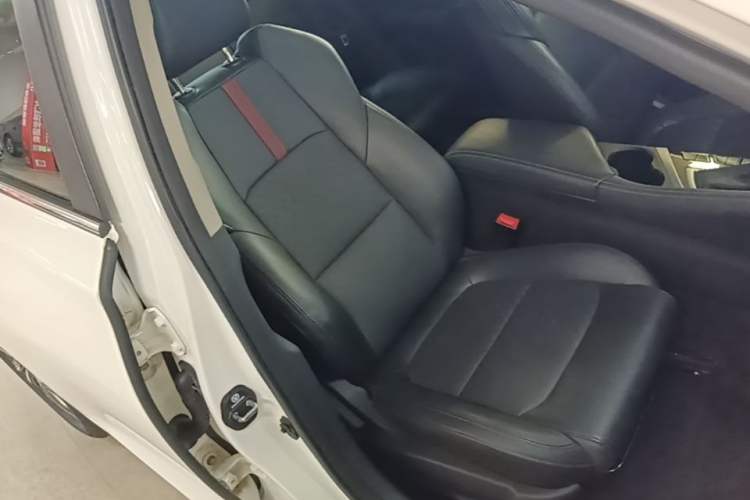 Used CHANGAN Eado 2020 PLUS Million Edition 1.6L GDI CVT Luxury Model Right Front Seat