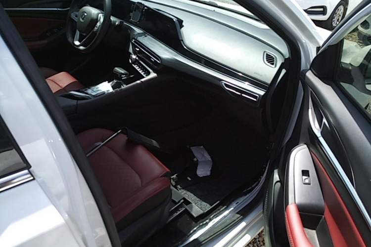 Used CHANGAN Eado 2020 PLUS Blue Whale NE 1.4T GDI DCT Flagship Model Right Front Seat