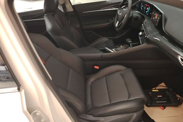 Used CHANGAN Eado 2020 PLUS Blue Whale NE 1.4T GDI DCT Prestige Model Right Front Seat