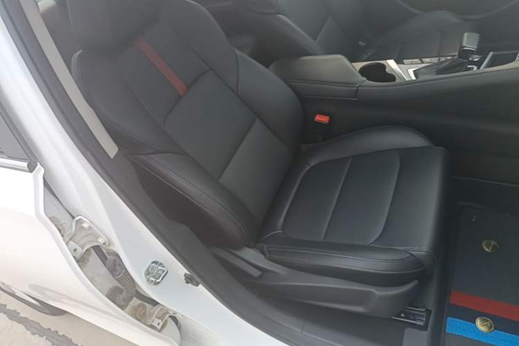 Used CHANGAN Eado 2020 PLUS Million Edition 1.6L GDI CVT Elite Model Right Front Seat