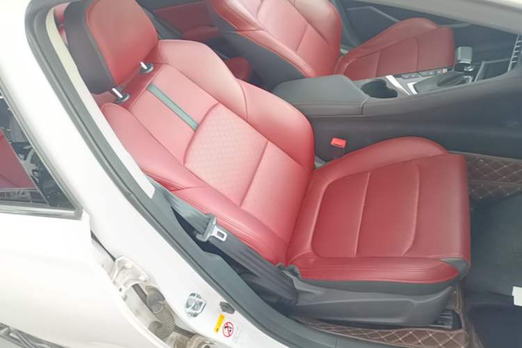 Used CHANGAN Eado 2020 PLUS Blue Whale NE 1.4T GDI DCT Flagship Model Right Front Seat