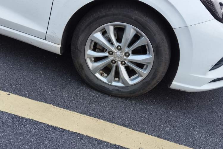 Used CHANGAN Eado 2020 PLUS Million Edition 1.6L GDI CVT Elite Model Right Front Wheel Hub
