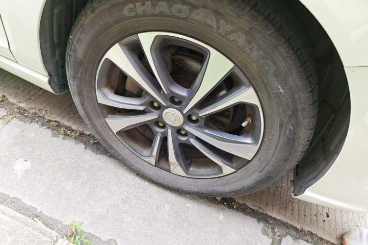 Used CHANGAN Eado 2020 PLUS Blue Whale NE 1.4T GDI DCT Prestige Model Right Front Wheel Hub