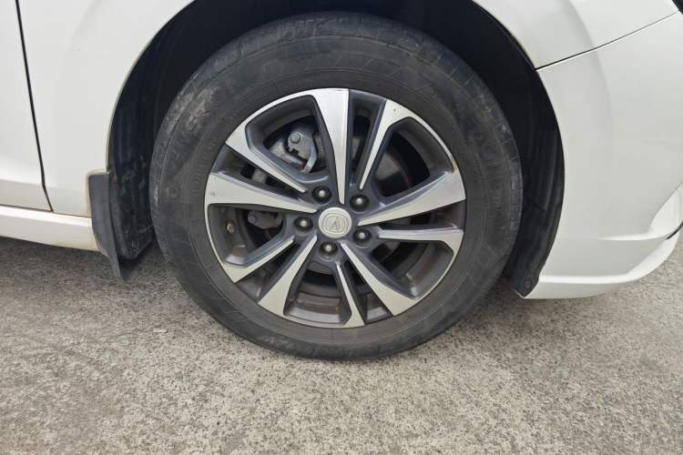Used CHANGAN Eado 2020 PLUS Blue Whale NE 1.4T GDI DCT Prestige Model Right Front Wheel Hub