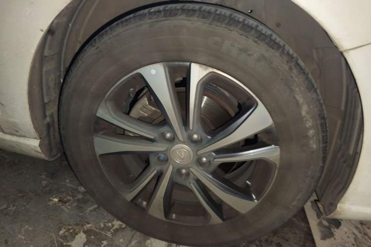 Used CHANGAN Eado 2020 PLUS 1.6L GDI Manual Luxury Model Right Front Wheel Hub