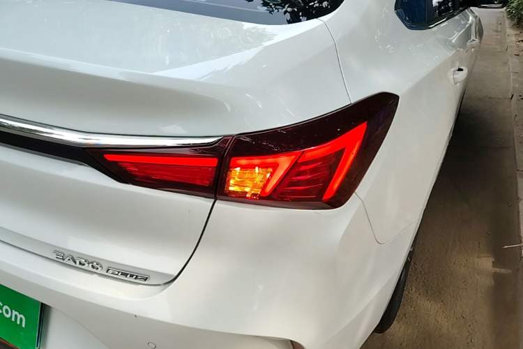 Used CHANGAN Eado 2020 PLUS 1.6L GDI Manual Luxury Model Right Rear Taillight