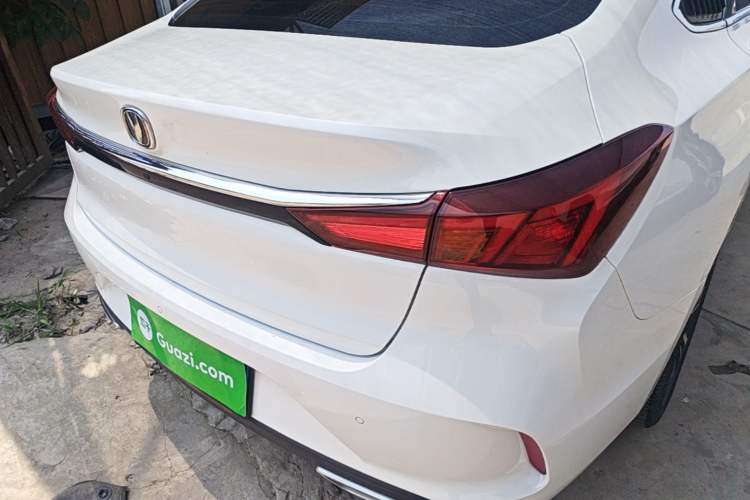 Used CHANGAN Eado 2020 PLUS Blue Whale NE 1.4T GDI DCT Flagship Model Right Rear Taillight