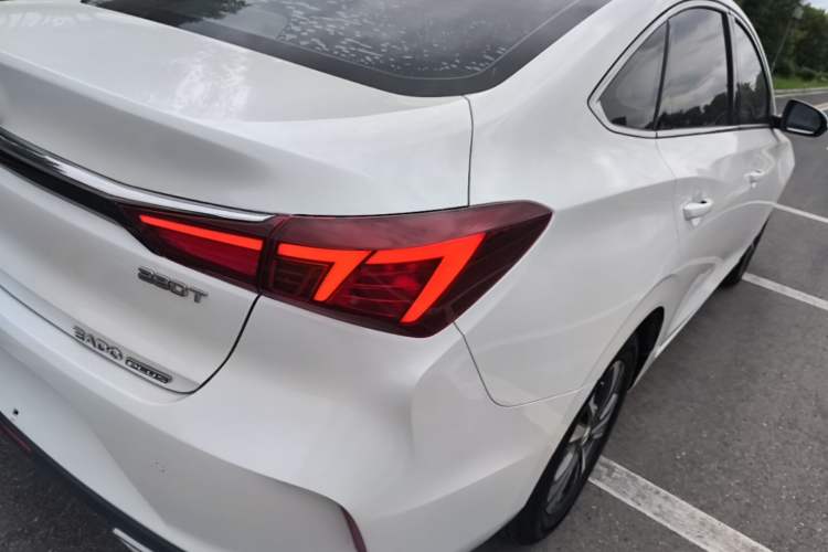Used CHANGAN Eado 2020 PLUS Blue Whale NE 1.4T GDI DCT Prestige Model Right Rear Taillight