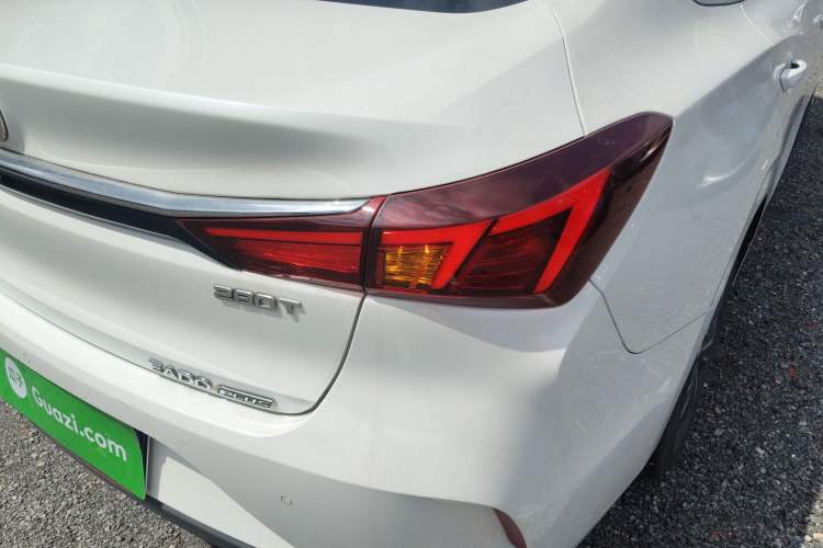 Used CHANGAN Eado 2020 PLUS Blue Whale NE 1.4T GDI DCT Prestige Model Right Rear Taillight