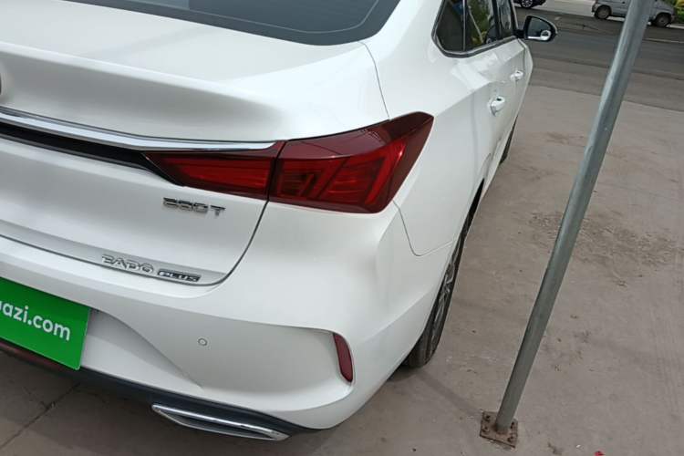 Used CHANGAN Eado 2020 PLUS Blue Whale NE 1.4T GDI DCT Prestige Model Right Rear Taillight
