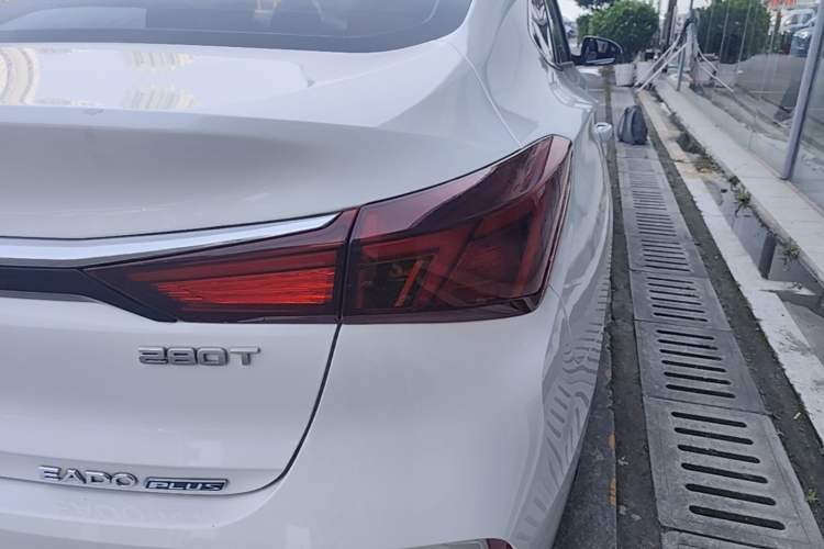 Used CHANGAN Eado 2020 PLUS Blue Whale NE 1.4T GDI DCT Prestige Model Right Rear Taillight